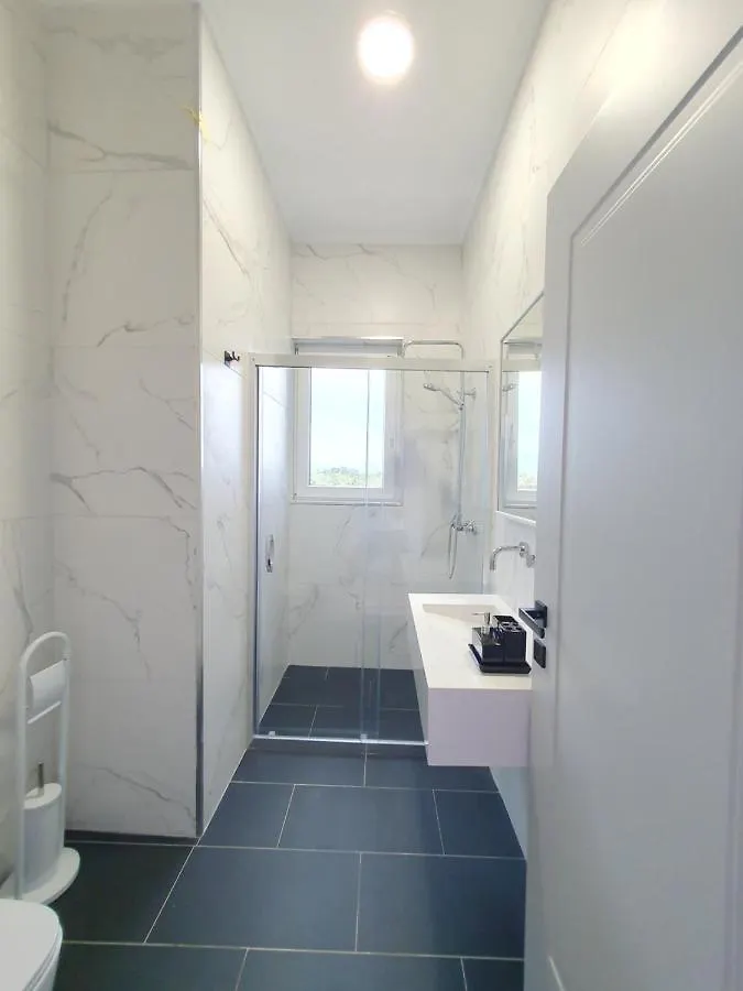 Nerium Garden Inn Tirana Airport Rinas Szálloda